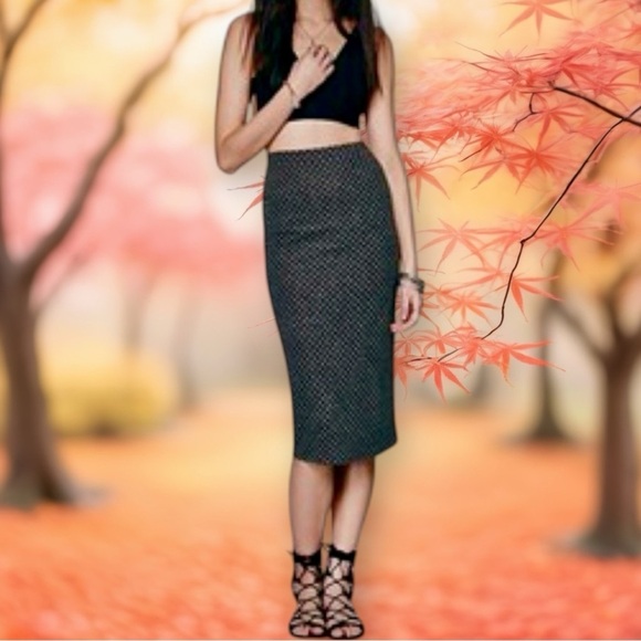 Free People Dresses & Skirts - Free People ‘Ludlow’ Black & Gray Dot Knit Pencil Skirt Size Medium